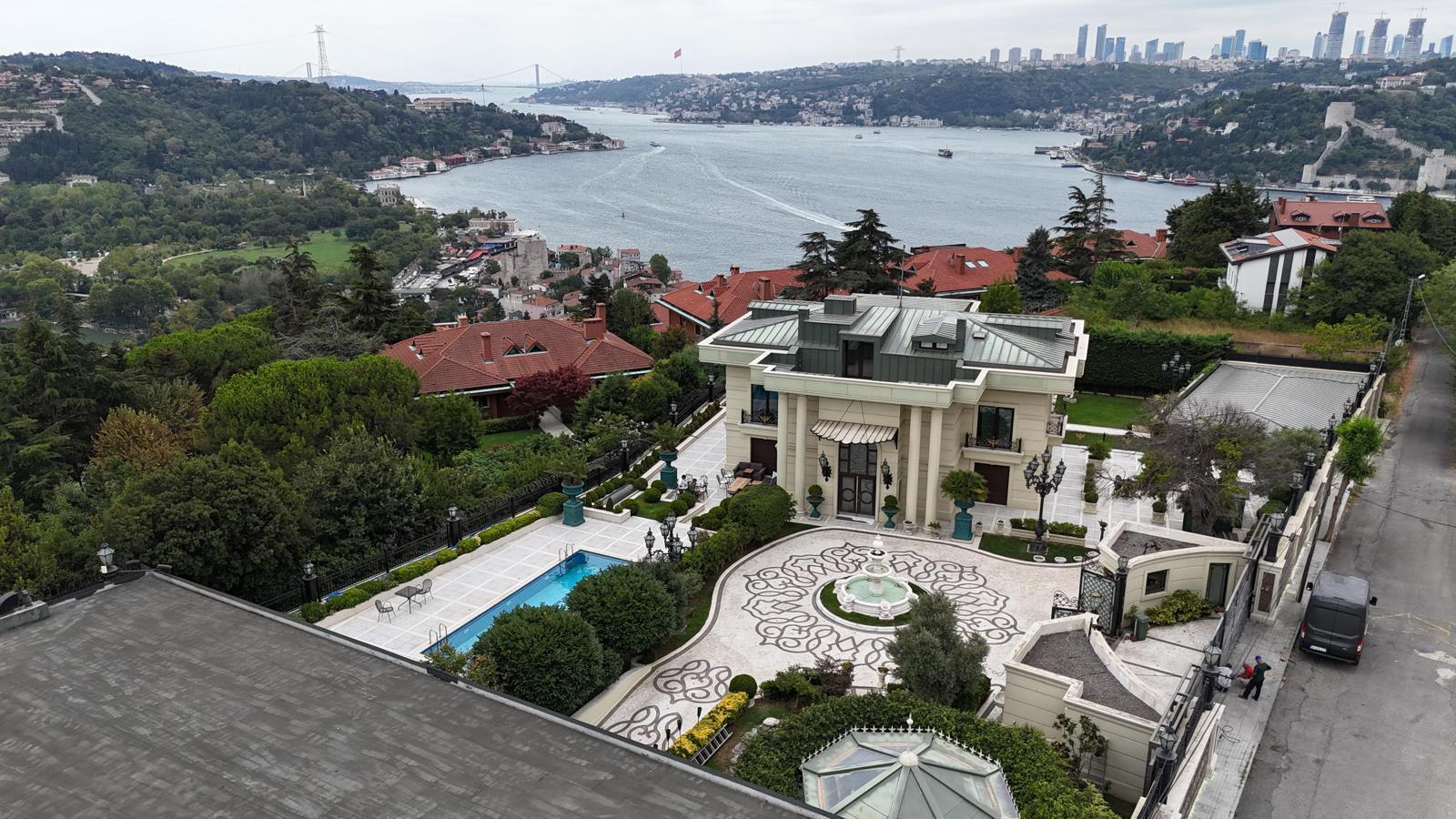 Beykoz’da Deniz Manzaralı Ultra Lüks Malikane