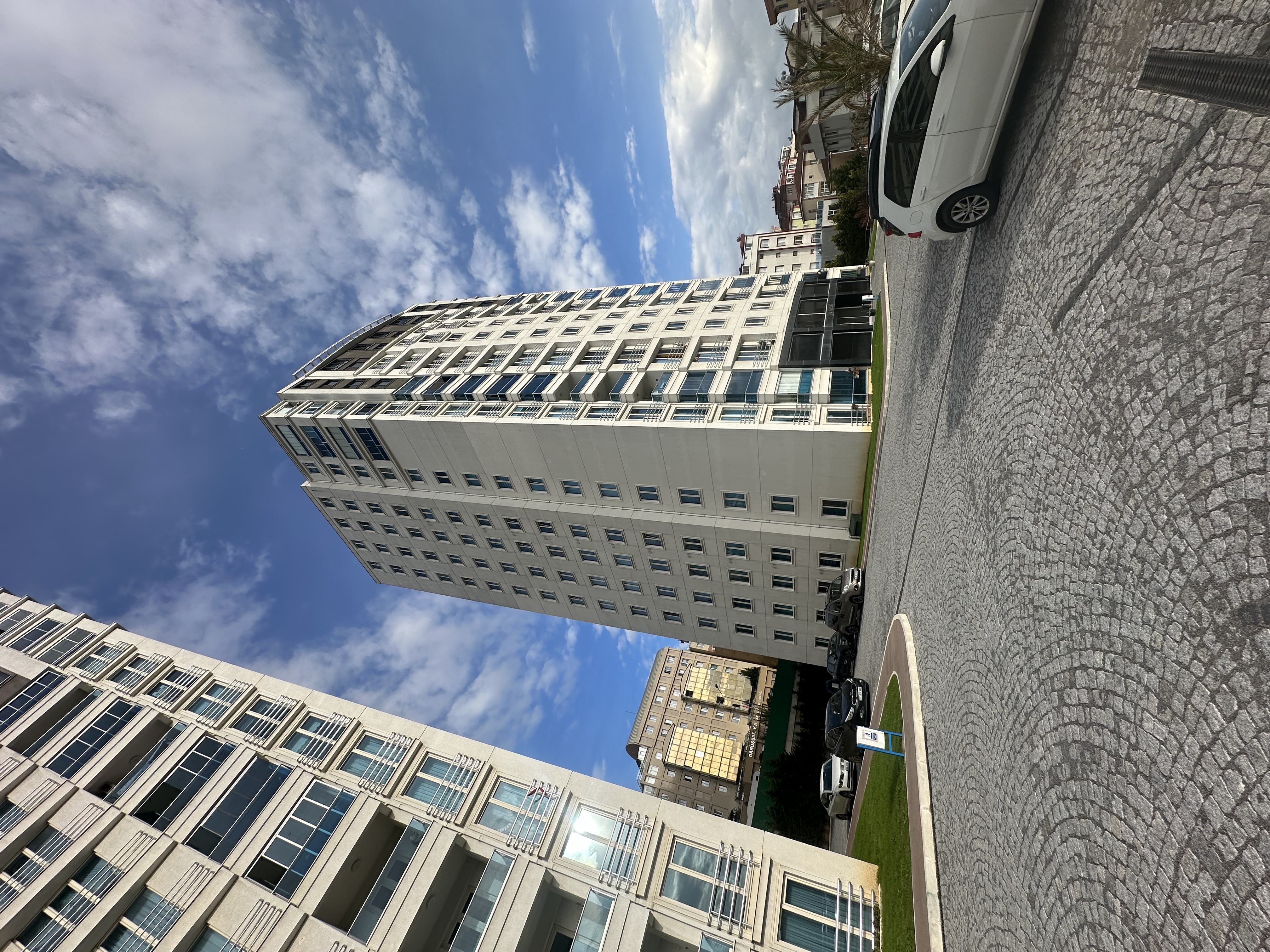 Adalar Manzaralı 4+1 Satılık Daire 